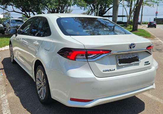 TOYOTA-COROLLA-2019