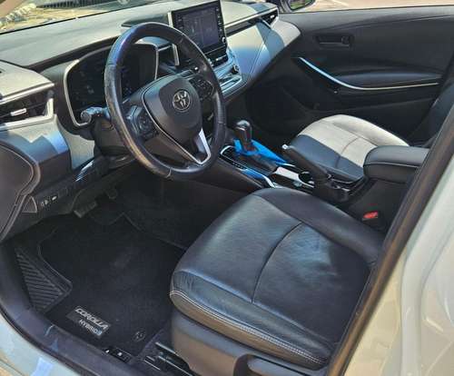 TOYOTA-COROLLA-2019