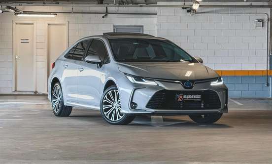 TOYOTA-COROLLA-2023
