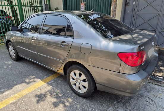 TOYOTA-COROLLA-2006