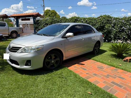 TOYOTA-COROLLA-2012