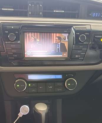 TOYOTA-COROLLA-2015