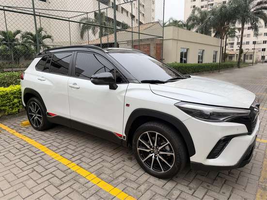 TOYOTA-COROLLA CROSS-2023