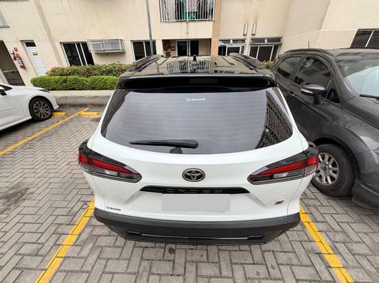TOYOTA-COROLLA CROSS-2023