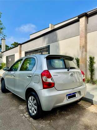TOYOTA-ETIOS-1.3 X 16V FLEX 4P MANUAL TOYOTA-ETIOS-2016