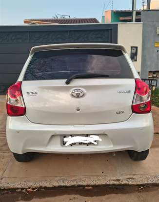 TOYOTA-ETIOS-1.3 X 16V FLEX 4P MANUAL TOYOTA-ETIOS-2015