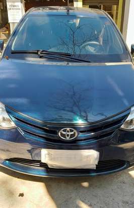 TOYOTA-ETIOS-2016