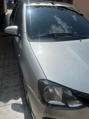 TOYOTA-ETIOS-2018