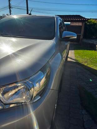 TOYOTA-HILUX-2016
