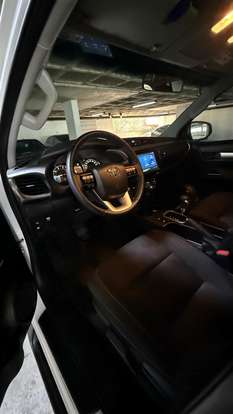 TOYOTA-HILUX-2025