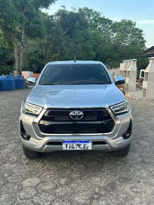 TOYOTA-HILUX-2025