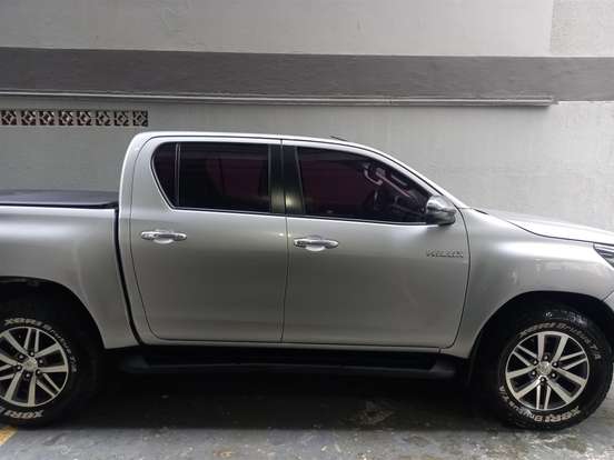 TOYOTA-HILUX-2.8 SRV 4X4 CD 16V DIESEL 4P AUTOMÁTICO TOYOTA-HILUX-2019