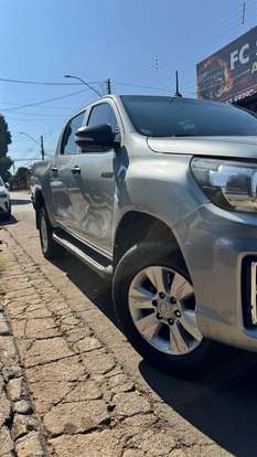 TOYOTA-HILUX-2017