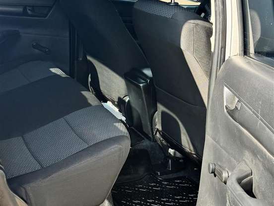 TOYOTA-HILUX-2.8 STD 4X4 CD 16V DIESEL 4P MANUAL TOYOTA-HILUX-2017