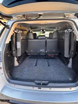 TOYOTA-HILUX SW4-2024