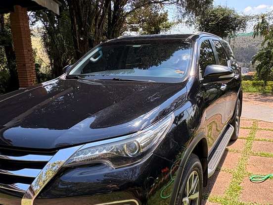 TOYOTA-HILUX SW4-2.8 SRX 4X4 16V TURBO INTERCOOLER DIESEL 4P AUTOMÁTICO TOYOTA-HILUX SW4-2016