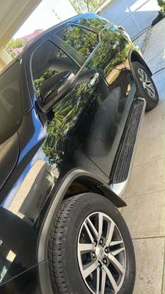 TOYOTA-HILUX SW4-2019