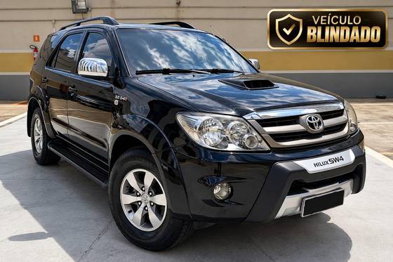 TOYOTA HILUX SW4 3.0 SRV 4X4 16V TURBO INTERCOOLER DIESEL 4P AUTOMÁTICO