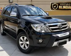 TOYOTA HILUX SW4 3.0 SRV 4X4 16V TURBO INTERCOOLER DIESEL 4P AUTOMÁTICO TOYOTA HILUX SW4 3.0 SRV 4X4 16V TURBO INTERCOOLER DIESEL 4P AUTOMÁTICO