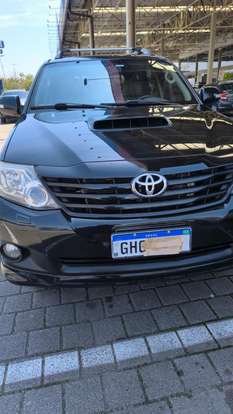 TOYOTA-HILUX SW4-2011