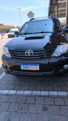 TOYOTA-HILUX SW4-2011