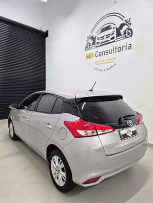 TOYOTA-YARIS-1.3 16V FLEX XL PLUS TECH MULTIDRIVE TOYOTA-YARIS-2019