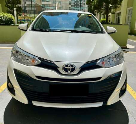 TOYOTA-YARIS-2020