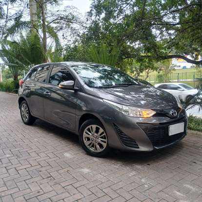 TOYOTA-YARIS-2020