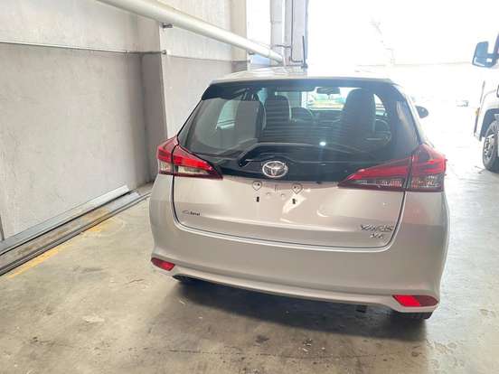 TOYOTA-YARIS-2023