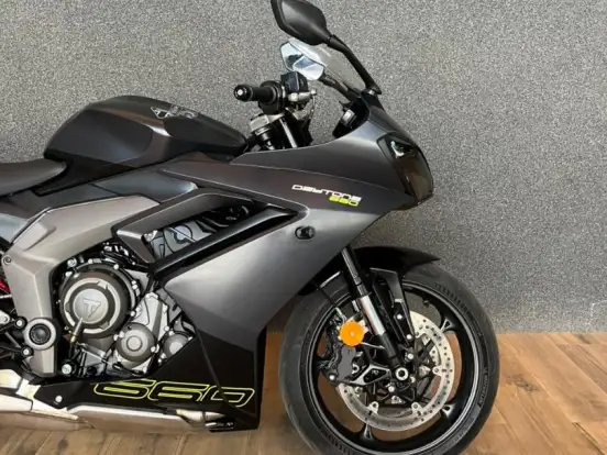 TRIUMPH-DAYTONA 660 TRIUMPH-DAYTONA 660-2025