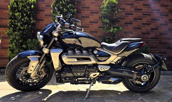 TRIUMPH-ROCKET III R-2020