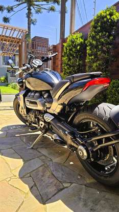 TRIUMPH-ROCKET III R-2020