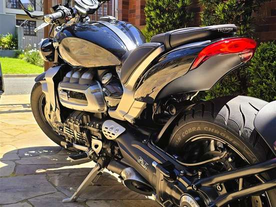 TRIUMPH-ROCKET III R TRIUMPH-ROCKET III R-2020