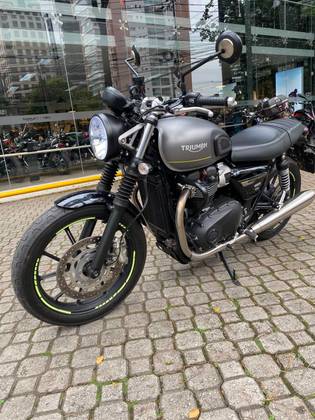 TRIUMPH SPEED TWIN 900 