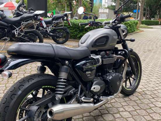 TRIUMPH-SPEED TWIN 900 TRIUMPH-SPEED TWIN 900-2023