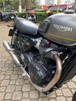 TRIUMPH-SPEED TWIN 900-2023