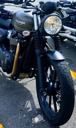 TRIUMPH-SPEED TWIN 900-2023