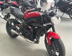 TRIUMPH STREET TRIPLE 675 ABS TRIUMPH STREET TRIPLE 675 ABS