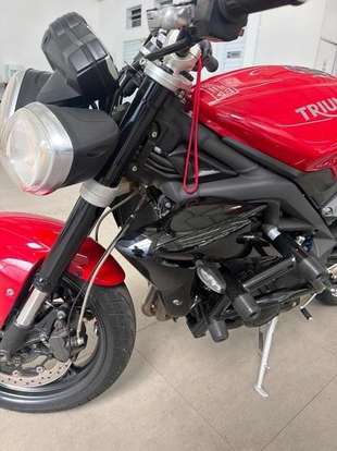 TRIUMPH-STREET TRIPLE 675 ABS-2014