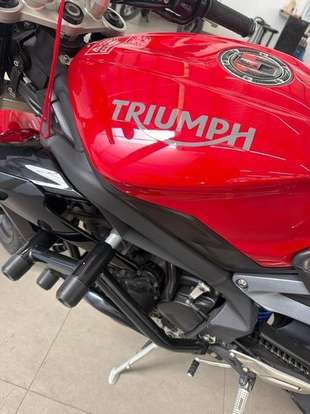TRIUMPH-STREET TRIPLE 675 ABS-2014