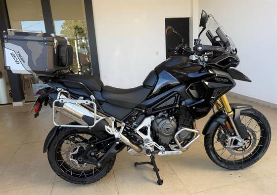 TRIUMPH TIGER 1200 RALLY BLACK EDITION 