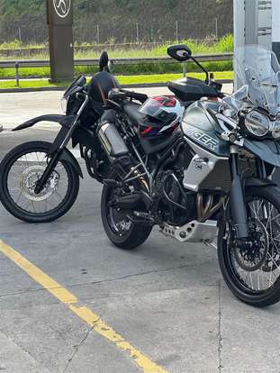 TRIUMPH-TIGER 800 XCA-2019