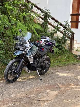 TRIUMPH-TIGER 800 XCA-2019