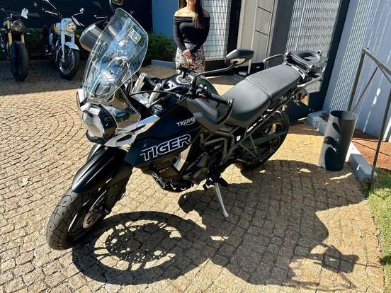 TRIUMPH-TIGER 800 XR-2019