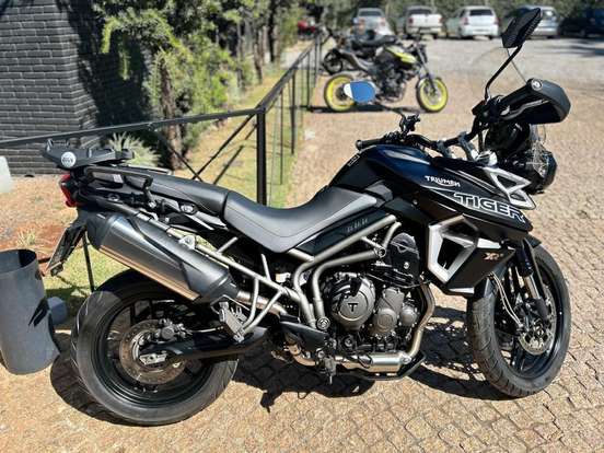 TRIUMPH-TIGER 800 XR-2019