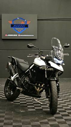 TRIUMPH TIGER 900 