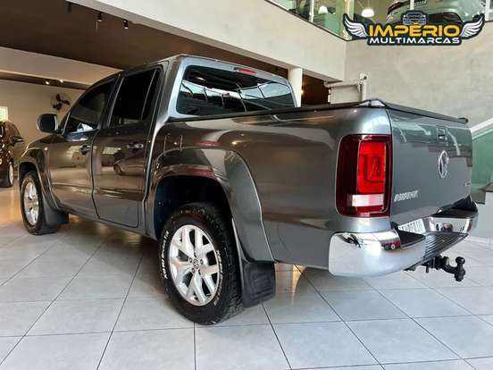 VOLKSWAGEN-AMAROK-2.0 HIGHLINE 4X4 CD 16V TURBO INTERCOOLER DIESEL 4P AUTOMÁTICO VOLKSWAGEN-AMAROK-2018