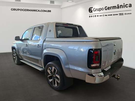 VOLKSWAGEN-AMAROK-2024
