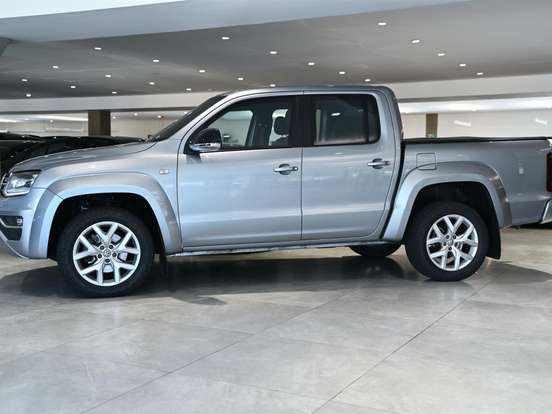 VOLKSWAGEN-AMAROK-3.0 V6 TDI DIESEL HIGHLINE CD 4MOTION AUTOMÁTICO VOLKSWAGEN-AMAROK-2022