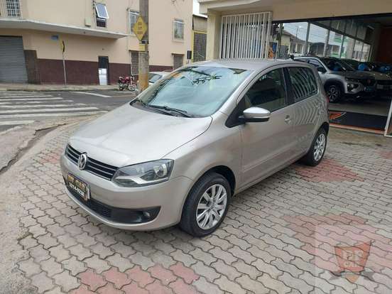 VOLKSWAGEN-FOX-1.0 MI 8V FLEX 4P MANUAL VOLKSWAGEN-FOX-2013